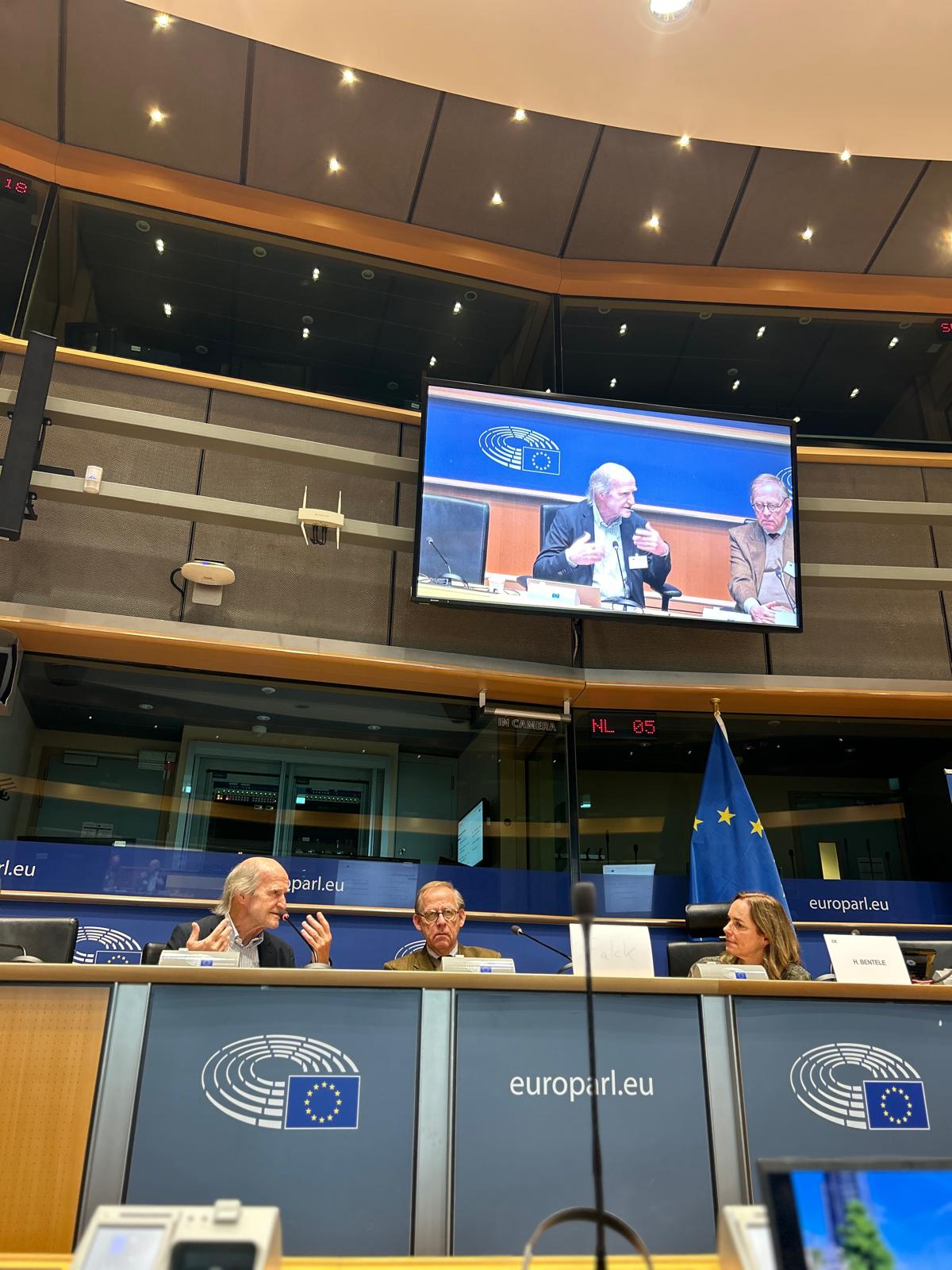 WhatsApp Image 2025-10-24 at 16.36.15